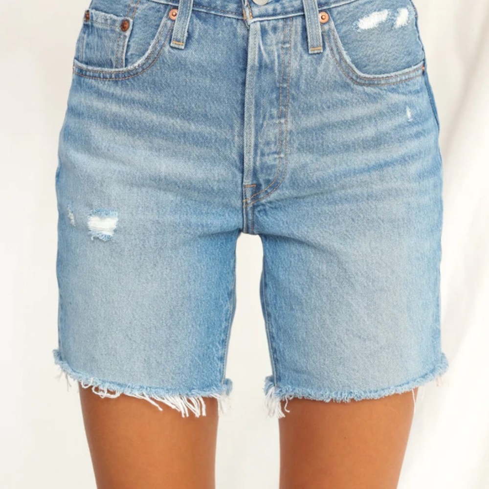 LEVI'S 501 Mid Length Shorts